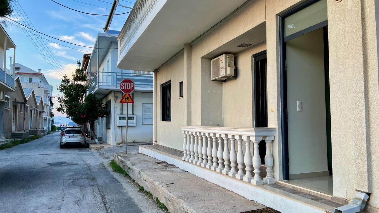 Ferienwohnung 100 Meters From The Sea Xylokastro Exterior foto